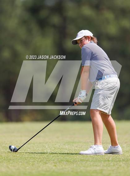 Thumbnail 1 in NCHSAA 4A Finals (Round 2) photogallery.