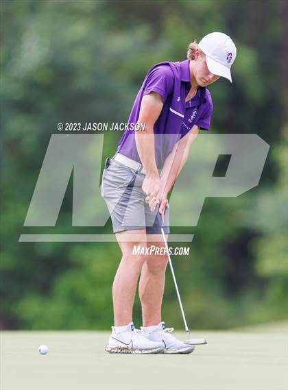 Thumbnail 2 in NCHSAA 4A Finals (Round 2) photogallery.