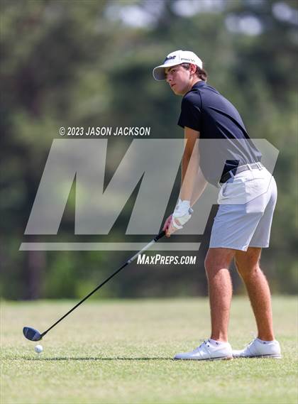 Thumbnail 1 in NCHSAA 4A Finals (Round 2) photogallery.
