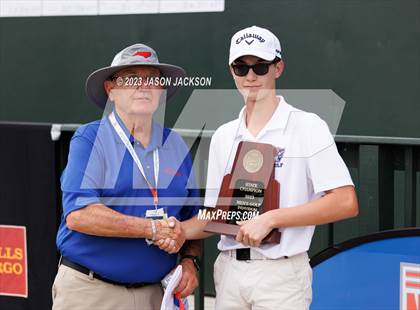 Thumbnail 1 in NCHSAA 4A Finals (Round 2) photogallery.