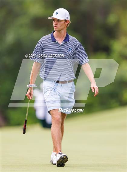 Thumbnail 3 in NCHSAA 4A Finals (Round 2) photogallery.