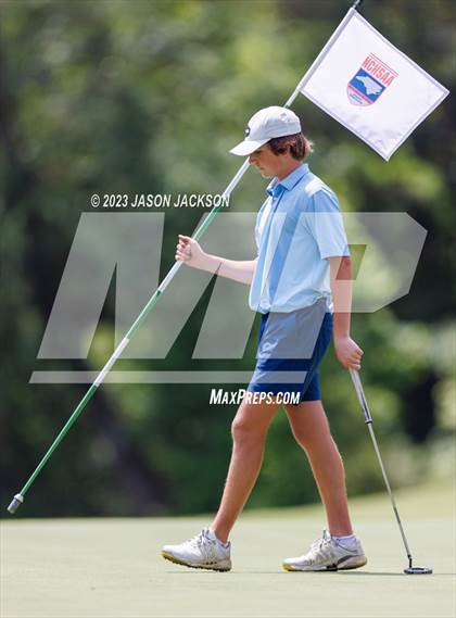 Thumbnail 2 in NCHSAA 4A Finals (Round 2) photogallery.