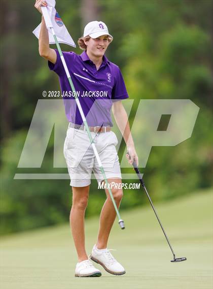 Thumbnail 3 in NCHSAA 4A Finals (Round 2) photogallery.