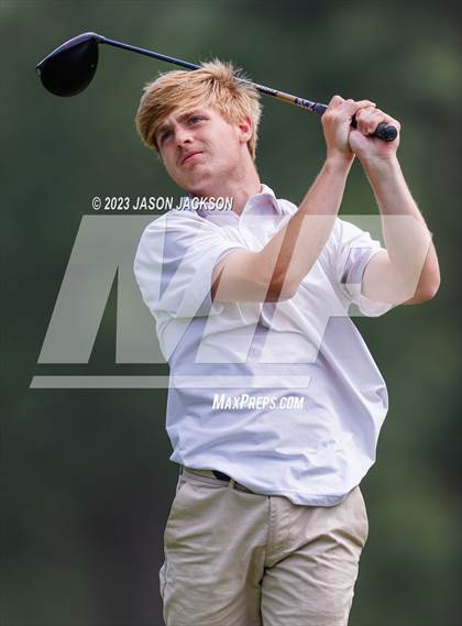 Thumbnail 3 in NCHSAA 4A Finals (Round 2) photogallery.