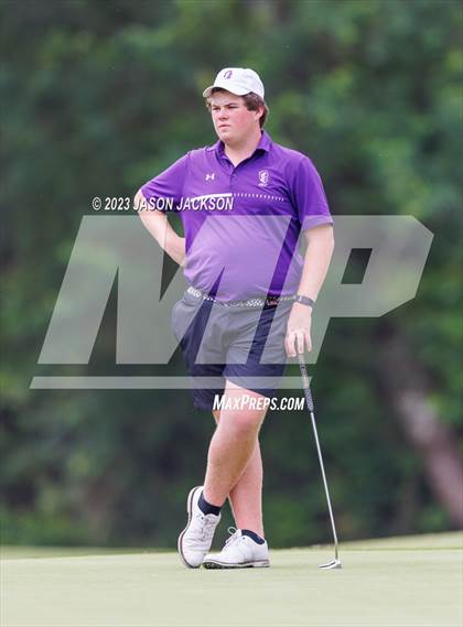 Thumbnail 1 in NCHSAA 4A Finals (Round 2) photogallery.