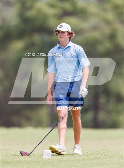 Thumbnail 1 in NCHSAA 4A Finals (Round 2) photogallery.