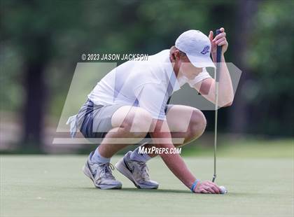 Thumbnail 1 in NCHSAA 4A Finals (Round 2) photogallery.