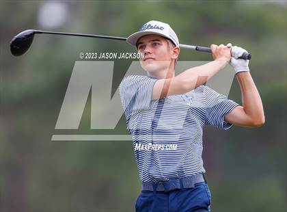 Thumbnail 1 in NCHSAA 4A Finals (Round 2) photogallery.
