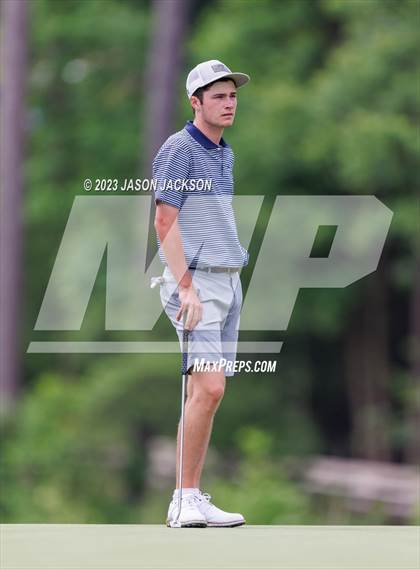 Thumbnail 1 in NCHSAA 4A Finals (Round 2) photogallery.