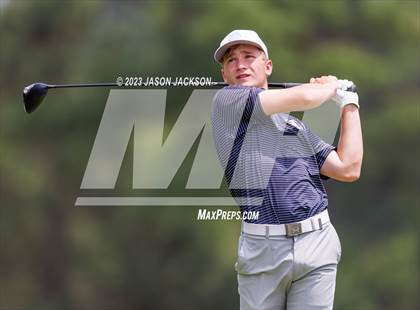 Thumbnail 2 in NCHSAA 4A Finals (Round 2) photogallery.