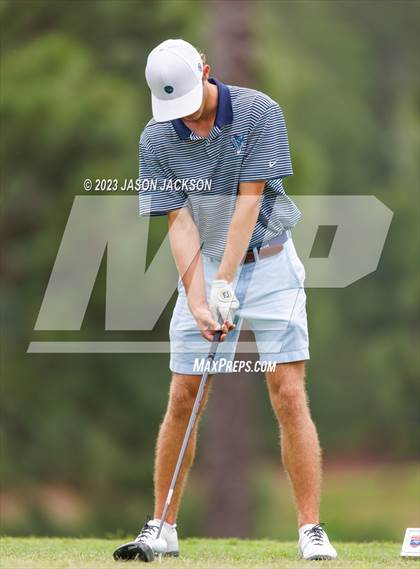 Thumbnail 1 in NCHSAA 4A Finals (Round 2) photogallery.