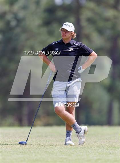 Thumbnail 2 in NCHSAA 4A Finals (Round 2) photogallery.