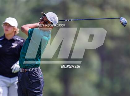 Thumbnail 1 in NCHSAA 4A Finals (Round 2) photogallery.
