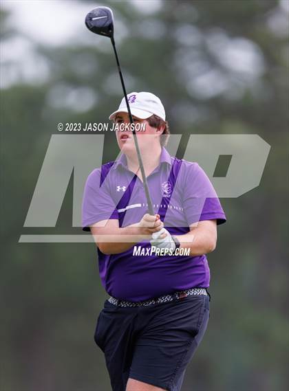 Thumbnail 1 in NCHSAA 4A Finals (Round 2) photogallery.