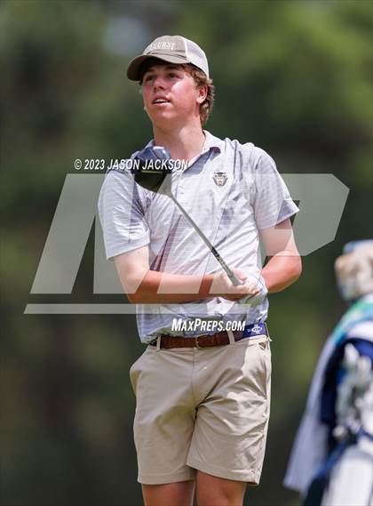 Thumbnail 2 in NCHSAA 4A Finals (Round 2) photogallery.