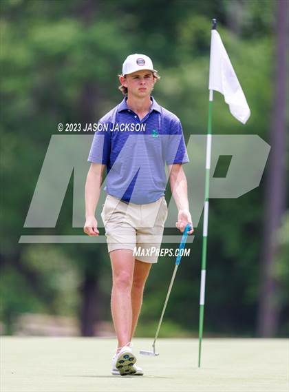 Thumbnail 3 in NCHSAA 4A Finals (Round 2) photogallery.