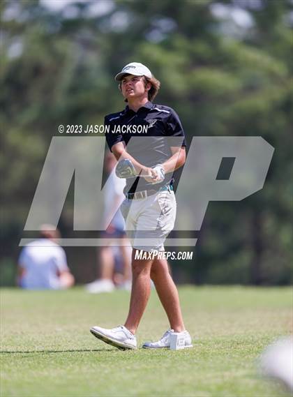 Thumbnail 2 in NCHSAA 4A Finals (Round 2) photogallery.