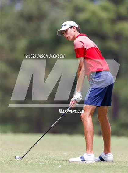Thumbnail 3 in NCHSAA 4A Finals (Round 2) photogallery.