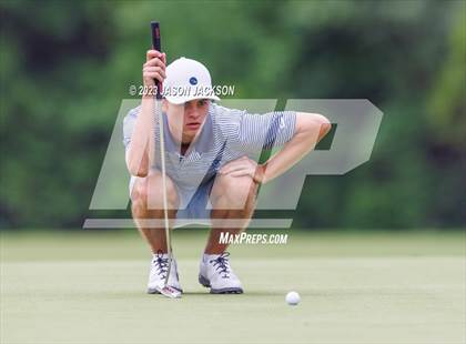 Thumbnail 3 in NCHSAA 4A Finals (Round 2) photogallery.