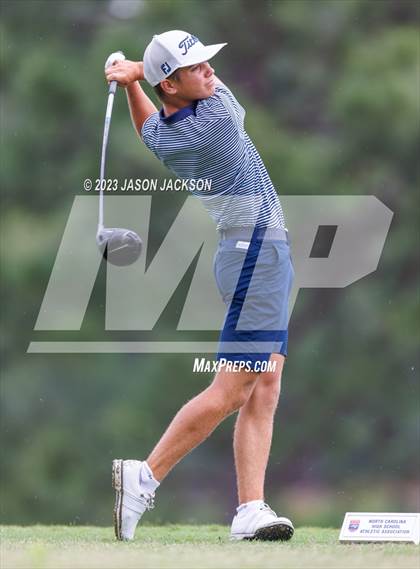 Thumbnail 2 in NCHSAA 4A Finals (Round 2) photogallery.