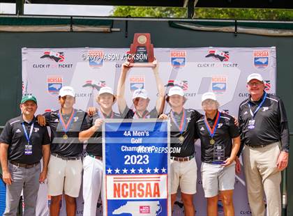 Thumbnail 1 in NCHSAA 4A Finals (Round 2) photogallery.