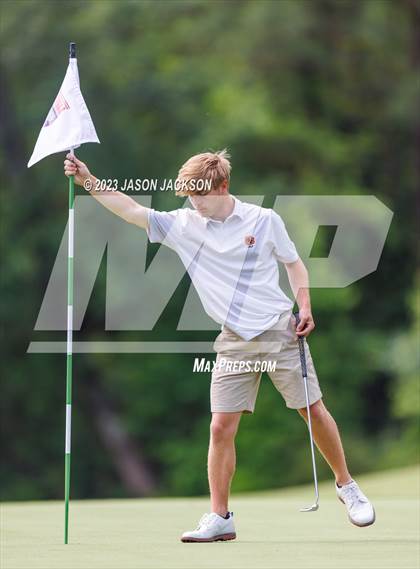 Thumbnail 2 in NCHSAA 4A Finals (Round 2) photogallery.