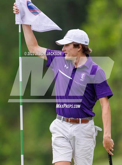Thumbnail 1 in NCHSAA 4A Finals (Round 2) photogallery.