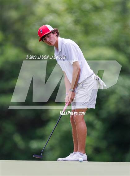 Thumbnail 2 in NCHSAA 4A Finals (Round 2) photogallery.