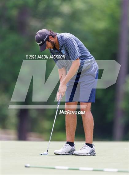 Thumbnail 1 in NCHSAA 4A Finals (Round 2) photogallery.