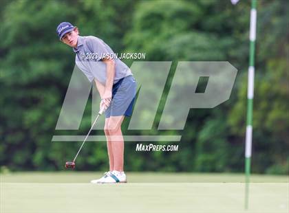 Thumbnail 1 in NCHSAA 4A Finals (Round 2) photogallery.