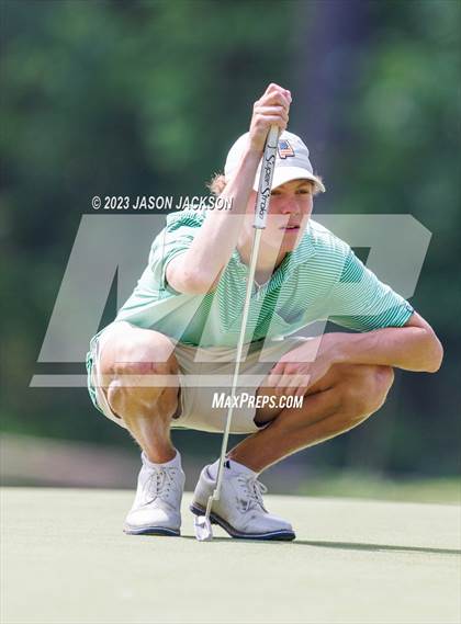 Thumbnail 1 in NCHSAA 4A Finals (Round 2) photogallery.