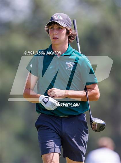 Thumbnail 2 in NCHSAA 4A Finals (Round 2) photogallery.
