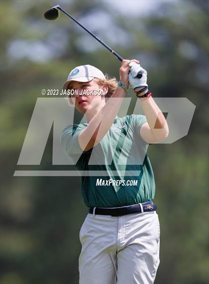 Thumbnail 3 in NCHSAA 4A Finals (Round 2) photogallery.