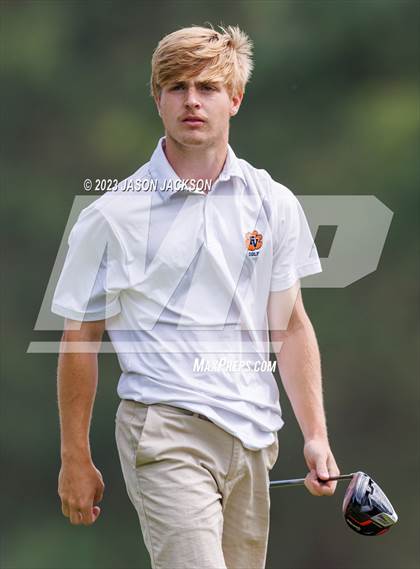 Thumbnail 1 in NCHSAA 4A Finals (Round 2) photogallery.