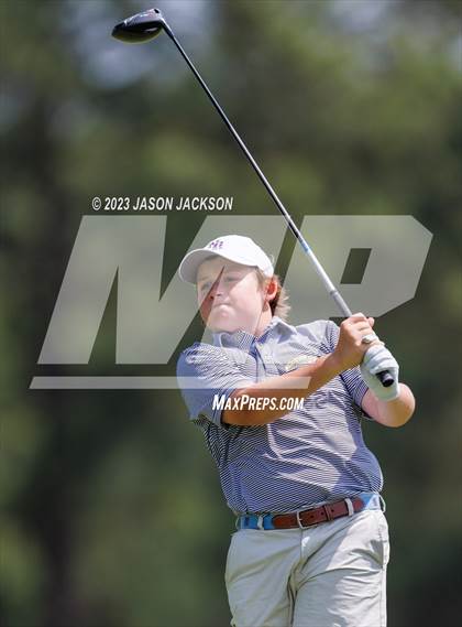 Thumbnail 3 in NCHSAA 4A Finals (Round 2) photogallery.