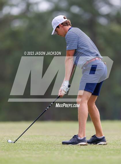 Thumbnail 2 in NCHSAA 4A Finals (Round 2) photogallery.