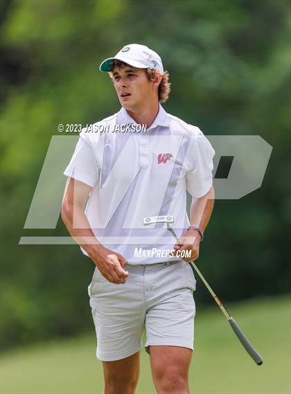 Thumbnail 2 in NCHSAA 4A Finals (Round 2) photogallery.