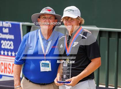 Thumbnail 2 in NCHSAA 4A Finals (Round 2) photogallery.