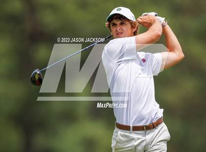Thumbnail 1 in NCHSAA 4A Finals (Round 2) photogallery.