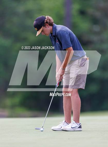 Thumbnail 1 in NCHSAA 4A Finals (Round 2) photogallery.
