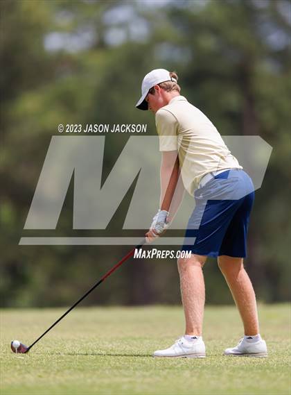 Thumbnail 3 in NCHSAA 4A Finals (Round 2) photogallery.