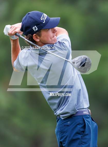 Thumbnail 2 in NCHSAA 4A Finals (Round 2) photogallery.