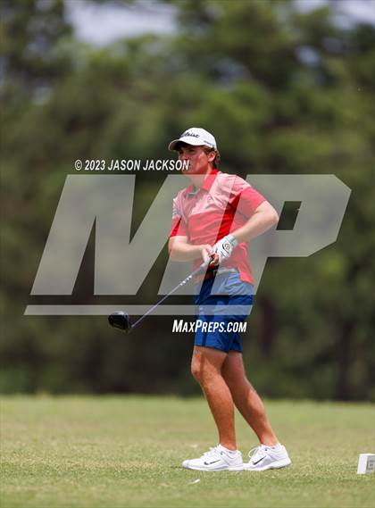 Thumbnail 2 in NCHSAA 4A Finals (Round 2) photogallery.