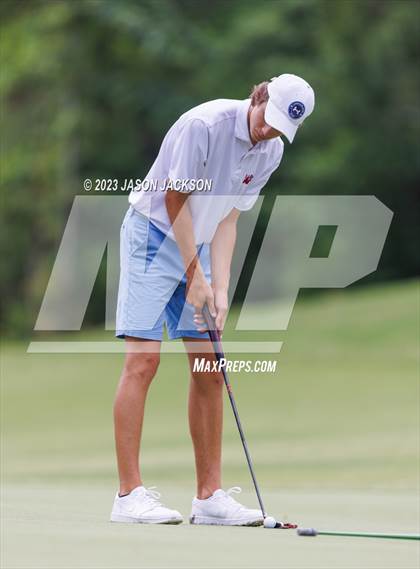 Thumbnail 1 in NCHSAA 4A Finals (Round 2) photogallery.