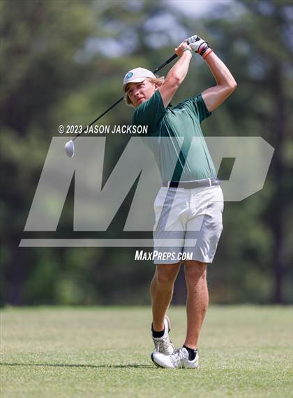 Thumbnail 1 in NCHSAA 4A Finals (Round 2) photogallery.