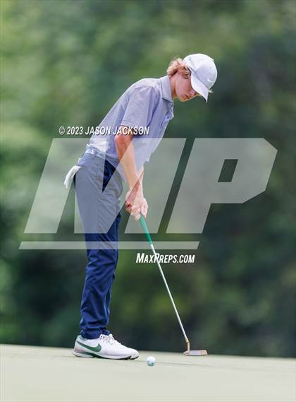 Thumbnail 1 in NCHSAA 4A Finals (Round 2) photogallery.