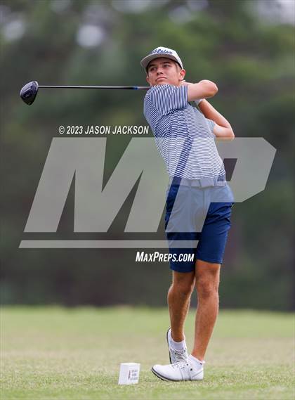Thumbnail 3 in NCHSAA 4A Finals (Round 2) photogallery.