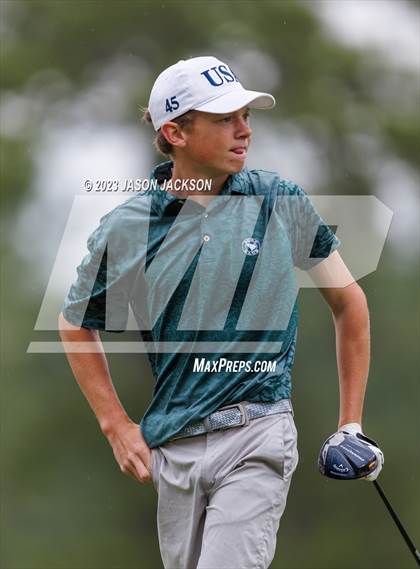 Thumbnail 3 in NCHSAA 4A Finals (Round 2) photogallery.