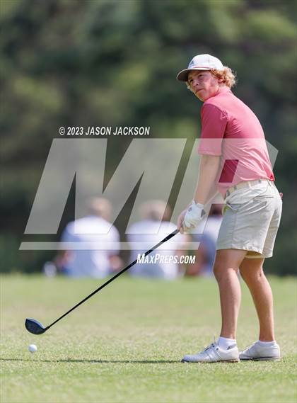 Thumbnail 1 in NCHSAA 4A Finals (Round 2) photogallery.