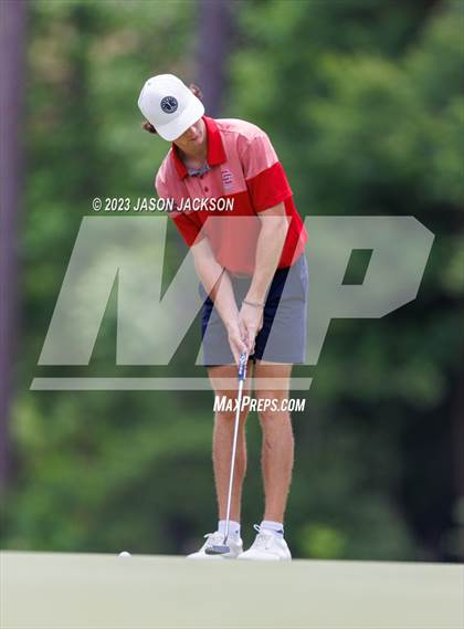 Thumbnail 1 in NCHSAA 4A Finals (Round 2) photogallery.